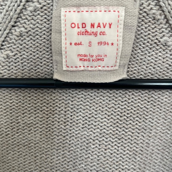 Y2K gray Old Navy sweater with pockets and hood - Picture 3 of 3